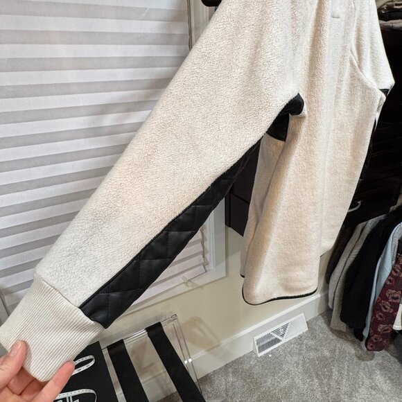 Asymmetrical Fleece with Vegan Leather detail - Picture 6 of 6